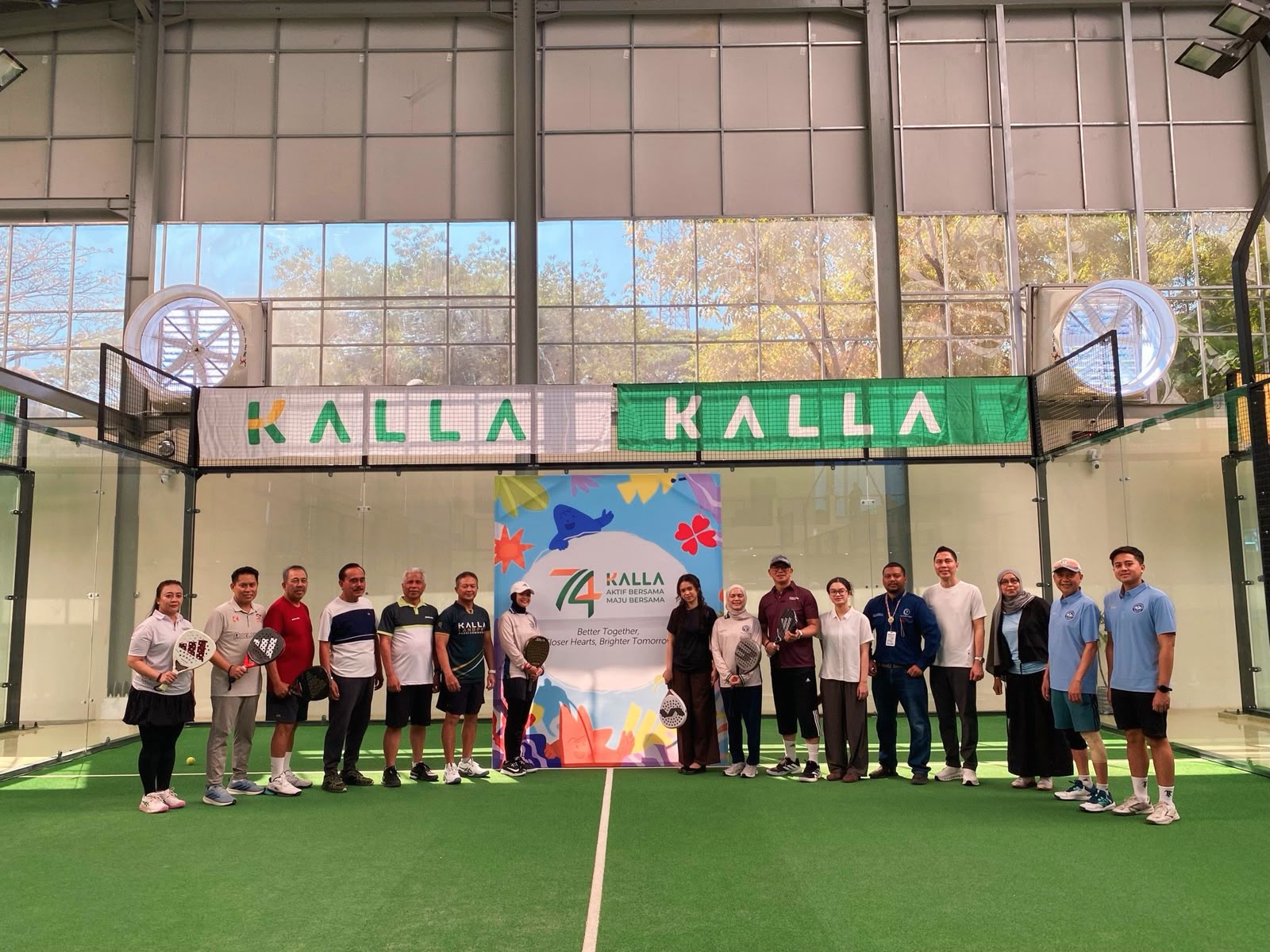 Kalla Peringati 74 Tahun Perjalanan dengan Semangat Better Together, Closer Hearts, Brighter Tomorrow